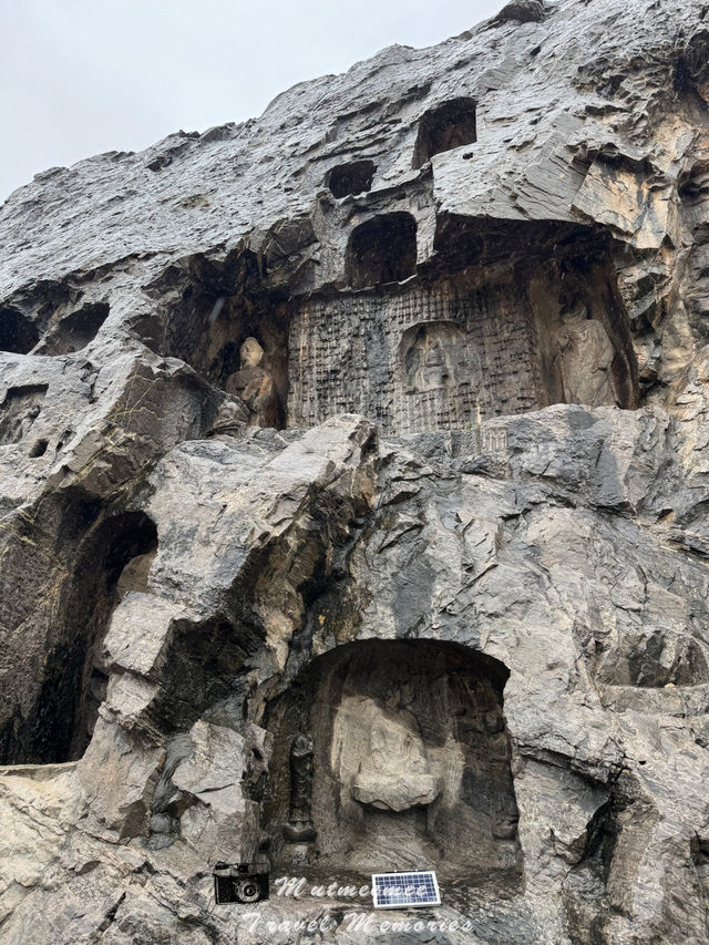 🗿 Longmen Grottoes 