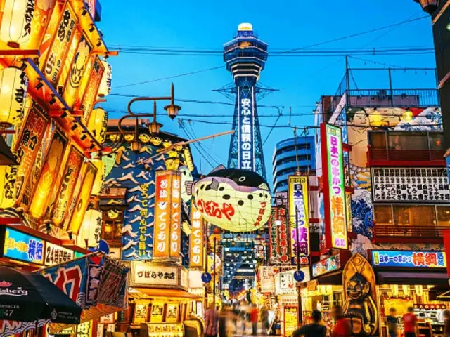 Tsutenkaku – The Eiffel Tower of Osaka
