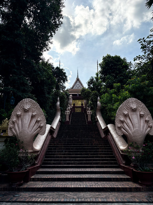 🇰🇭柬埔寨塔山寺Wat Phnom វត្តភ្នំ