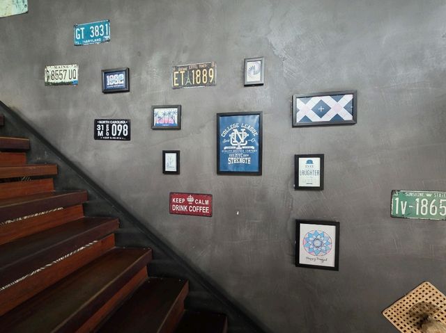 🇻🇳[호이안]열린 공간 속 여유, 베트남 사람들의 휴식처 KAYO COFFEE HOUSE