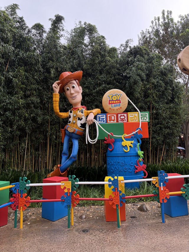รีวิวเครื่องเล่น เซี่ยงไฮ้ ดิสนีย์แลนด์ 🎡