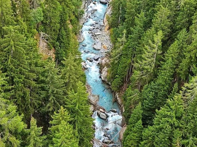 Switzerland’s Untamed Alpine Paradise🏔️