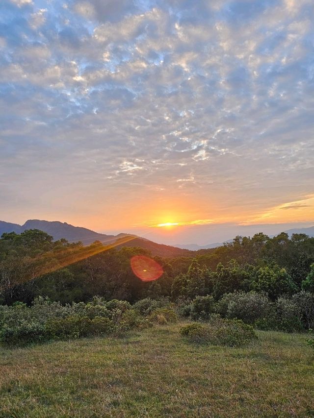 香港昂平日落絕美山林風景🌄 香港昂平日落絕美山林風景🌄