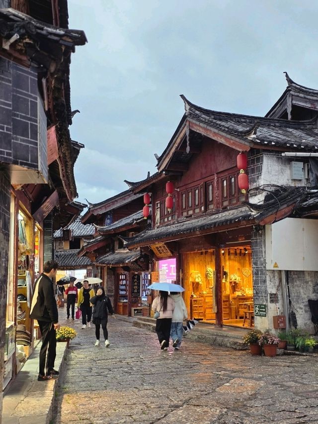 เที่ยวลี่เจียง กับ Trip.com เที่ยวลี่เจียง กับ Trip.com