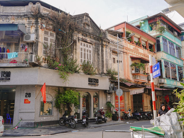 Hanoi Old Quarter เที่ยวเมืองเก่าฮานอย Hanoi Old Quarter เที่ยวเมืองเก่าฮานอย