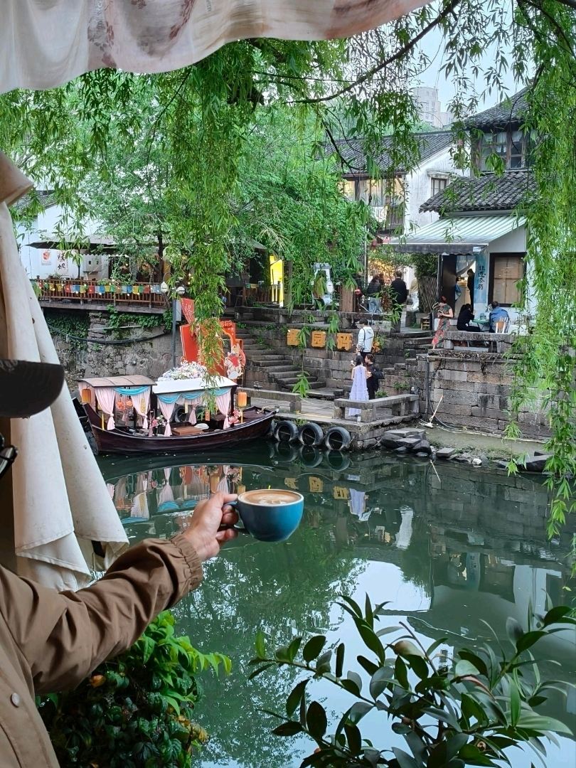 A hidden healing coffee spot in Xiaohezhi, Hangzhou ☕🌿 | Trip