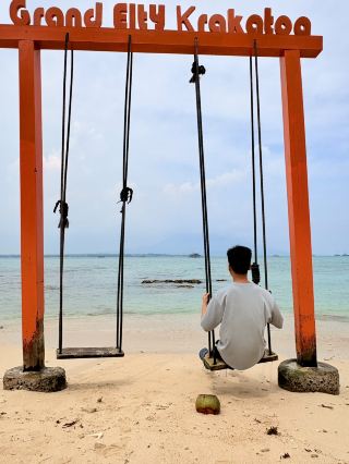 รีสอร์ทลับในคาลิอันดา: Grand Elty Krakatoa 。