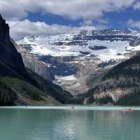 Lake Louise on Summer looks like