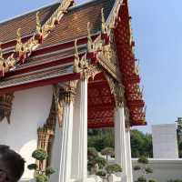 fantastic Wat Phra Chetuphon Temple 