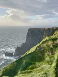 Cliffs of Moher  🌊🍀💨