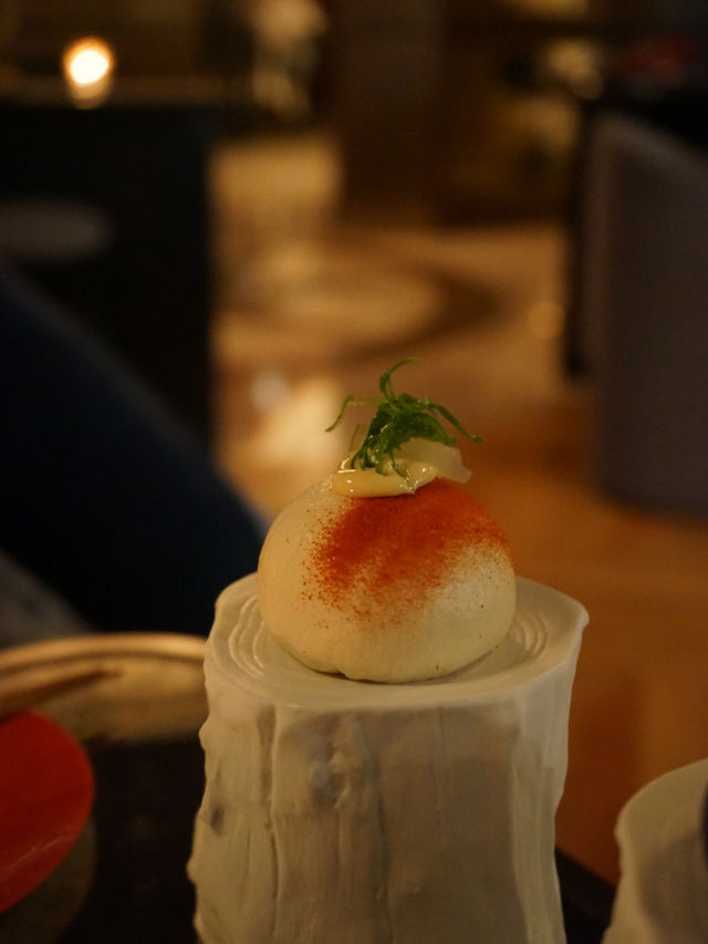 Madrid | The impressive restaurant and bar of Four Seasons 