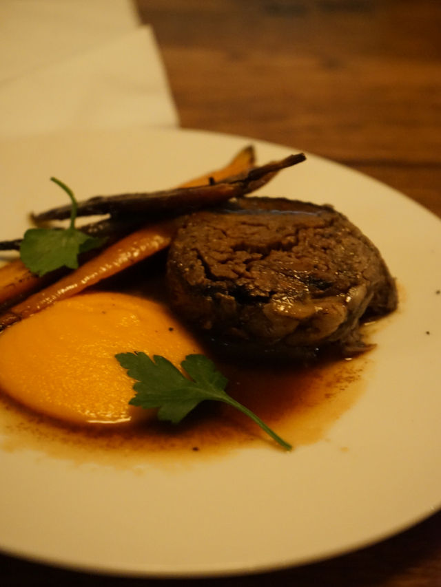 London | The hidden Spanish restaurant in Borough for New year reunion 
