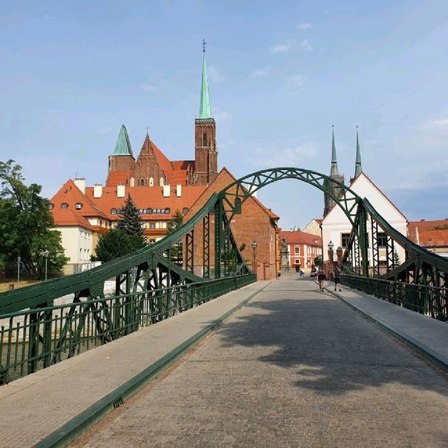 Wrocław: A City of Bridges, Dwarfs, and Hidden Charms 