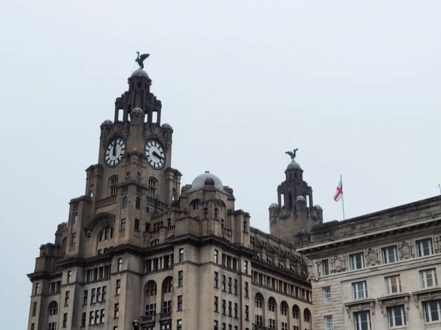 🎸 Liverpool’s Icons – A Journey Through Music & Maritime History
