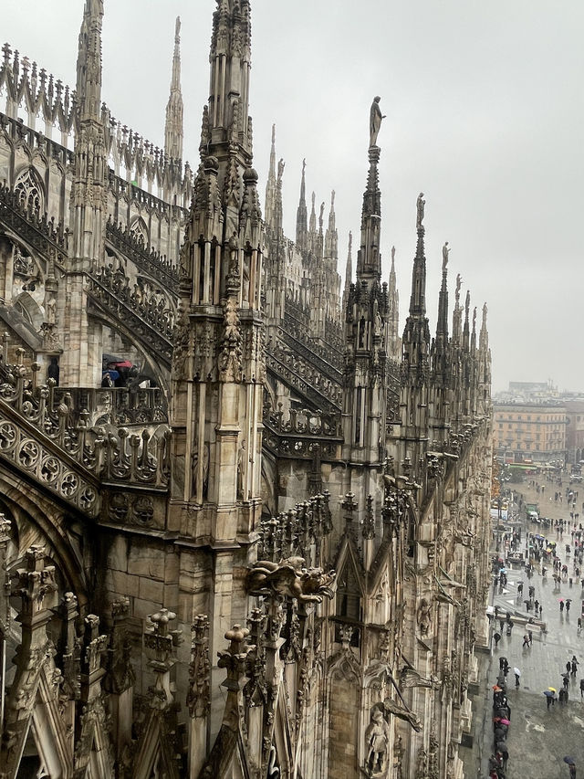 Touching the Sky at Duomo di Milano