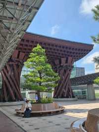 ⛪ Exploring Kanazawa’s Samurai and Geisha Districts: A Journey Through Time