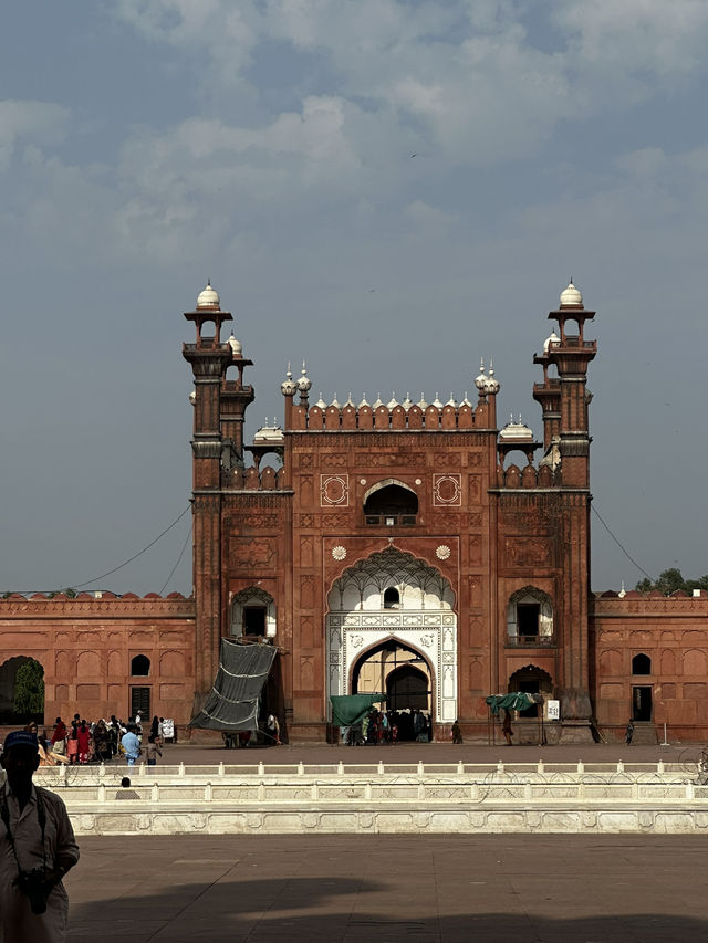 Lahore Fort & Badshahi Mosque