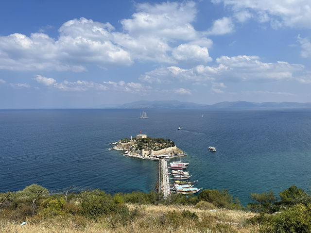 Kuşadası Castle (Pigeon Island Castle): A Coastal Icon