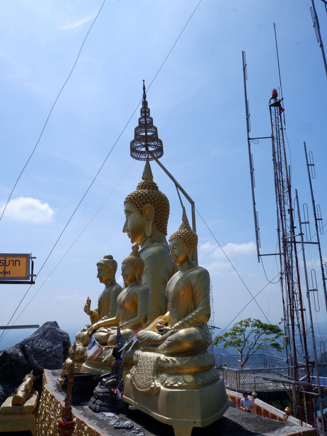วัดถ้ำเสือ (Wat Tham Sua), กระบี่