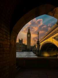 🎡👑 “Royal Icons & Urban Rhythm: A Day in Timeless London” 🇬🇧