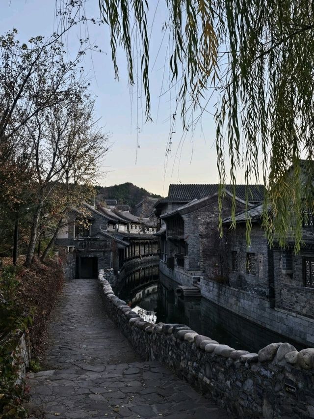 Guide to Simatai and Gubei: a journey through time and art. Guide to Simatai and Gubei: a journey through time and art.
