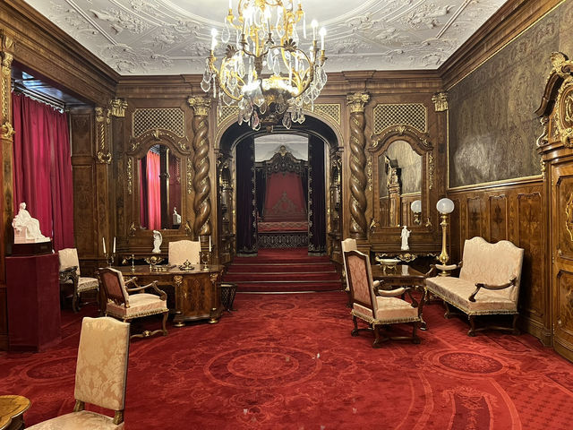 Peleș Castle – Romania’s Crown Jewel 👑🇷🇴