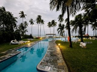 Paradise Found: Sun N Sand Mombasa’s Coastal Vibes 🌊✨
