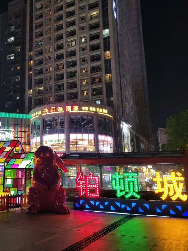 佛山祖廟站▪︎一出超近的幾個商場-隨意一個方向都有
