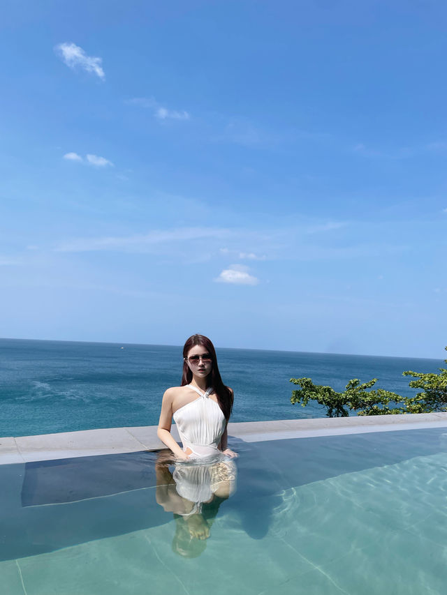 Phuket Hotel | Luxury Villa with Infinity Pool