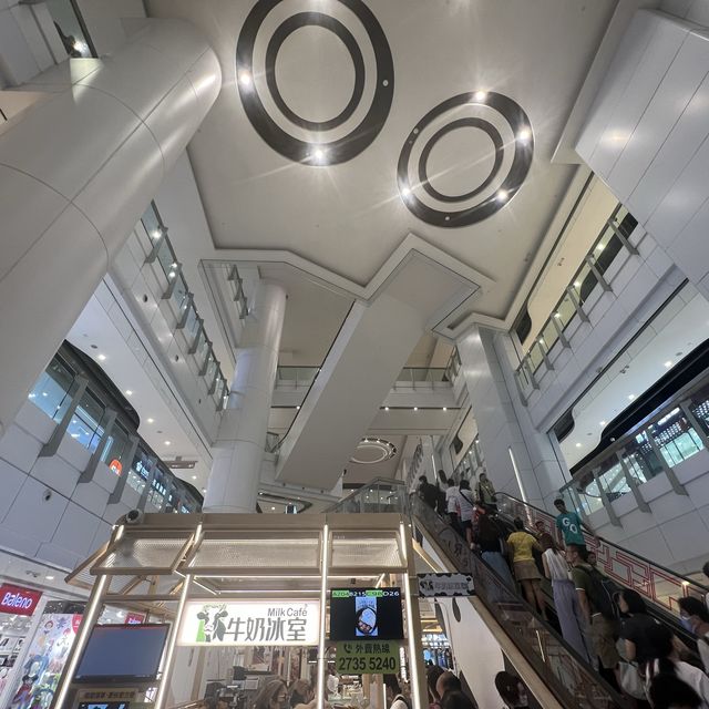 打卡香港黃大仙中心