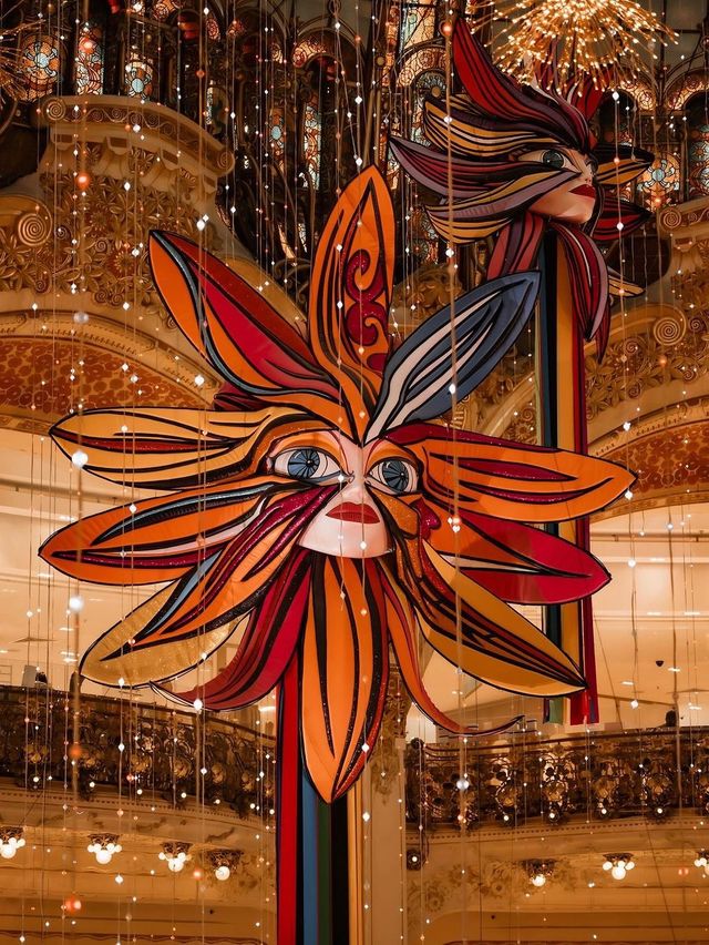 Magical Christmas Moments at Galeries Lafayet