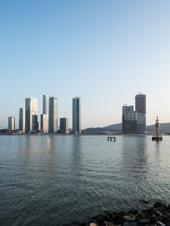 接下來就去這座小島發呆看海