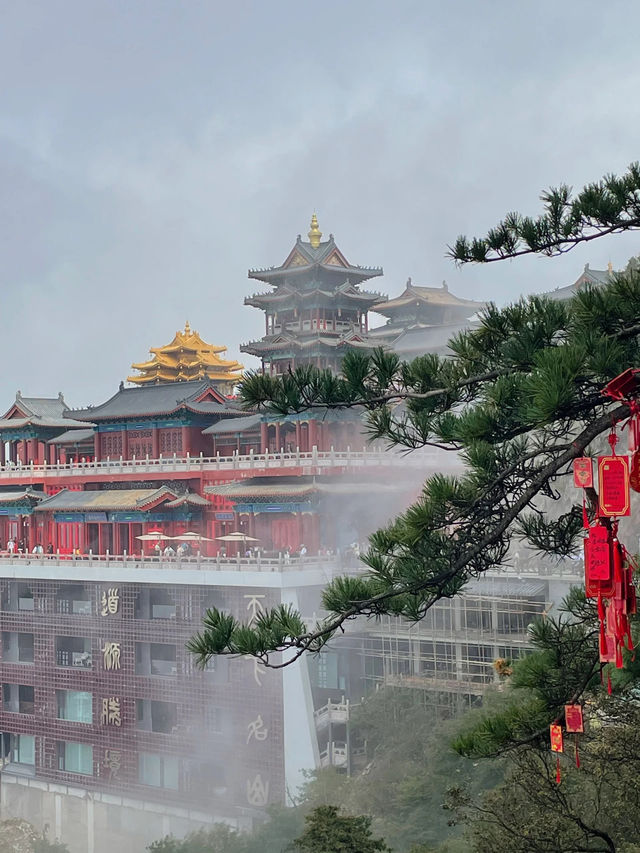 唯見青山不見君_洛陽老君山