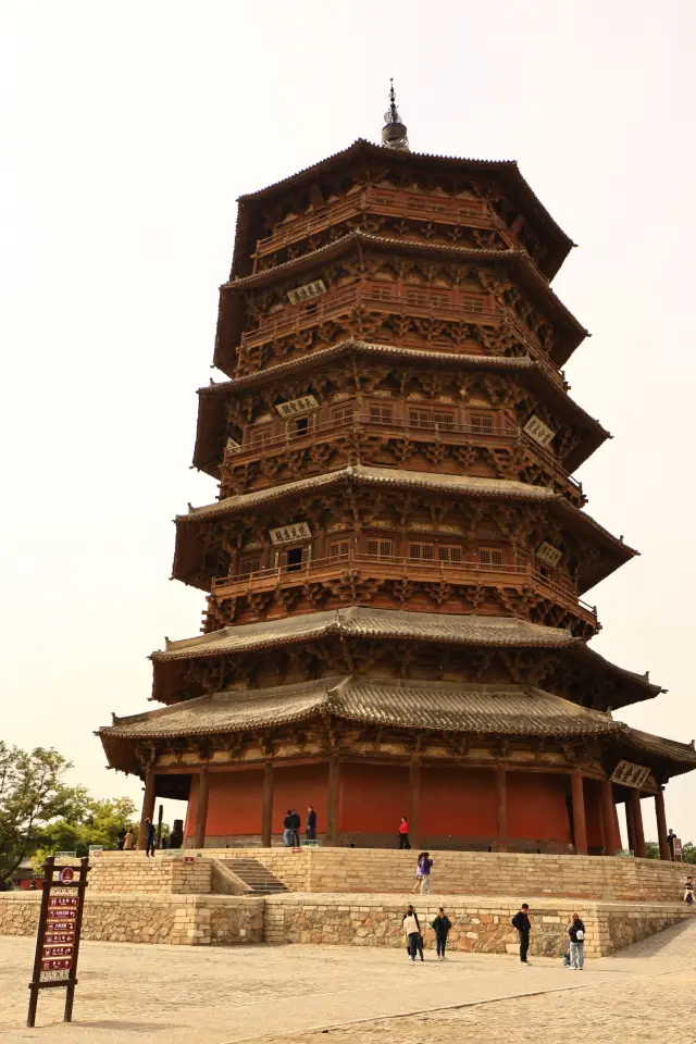 The Wooden Pagoda in Ying County and the Pure Land Temple