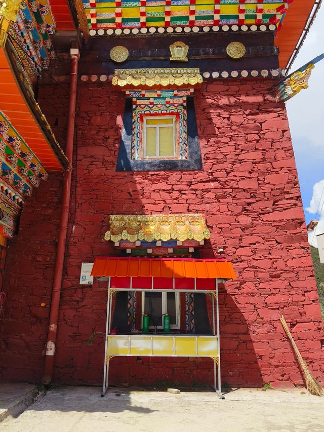 草壩上的寺廟——棒託寺