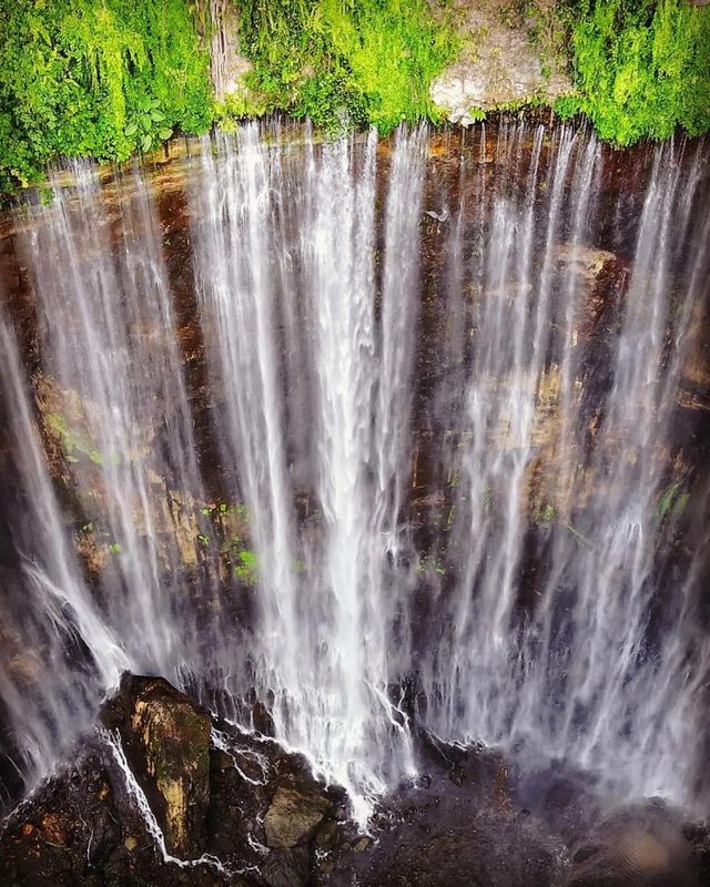 布羅莫火山地球最像月球的地方，附攻略