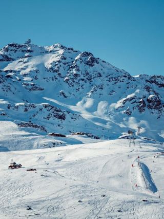 🌟 Luxe Alpine Escape: Le Fitz Roy, Saint-Martin-de-Belleville 🏔️✨