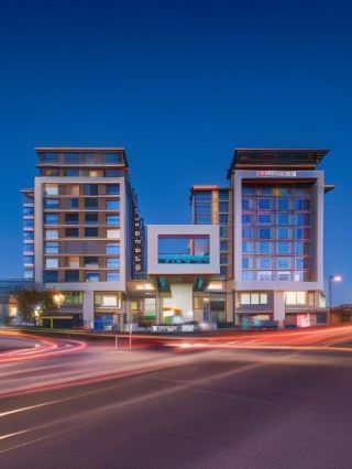 🌟 Cape Town's Marriott Marvel: Crystal Towers Stay! 🌟