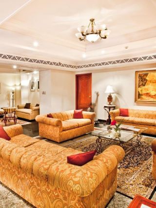 🌟 Hyderabad's Haven: Taj Deccan's Top Picks 🌟