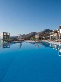 🏖️ Elounda's Enchanting Seaside Stay 🌟