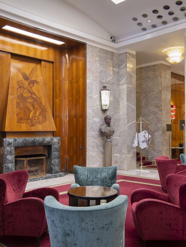 🌟✈️ Rome's Hidden Gem: Bettoja Hotel Mediterraneo 🏨🇮🇹