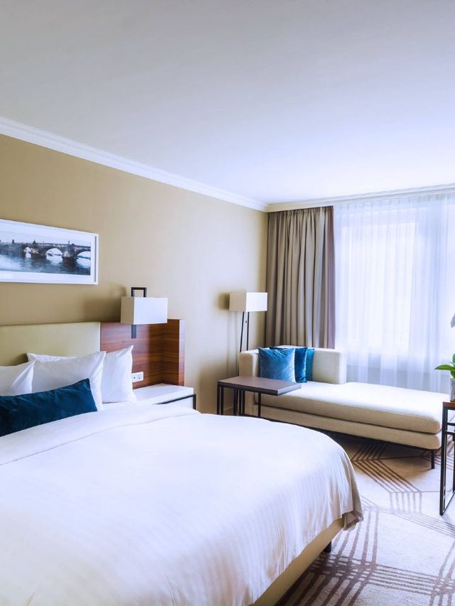 🌟 Prague's Gem: Marriott Hotel's Luxurious Comfort 🌟