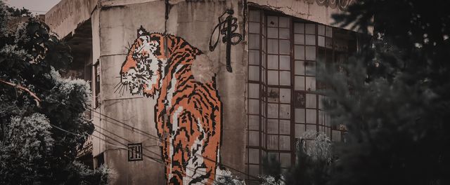 高鐵佛寺位於米山鎮米西村上西門街鐵佛寺巷內，是明清時期的建築。曾於金大定七年(1167年)歸安過鐵佛一尊，遂以此為寺名。