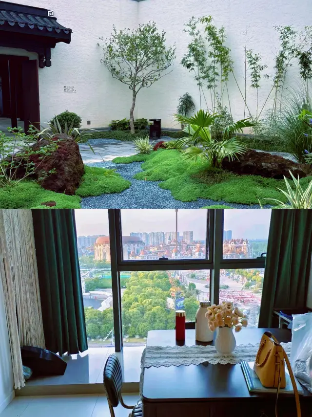 Changzhou Dinosaur Park | I found a budget loft that can accommodate 5 people. 