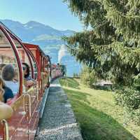 Golden pass through Brienz such a Heaven place 