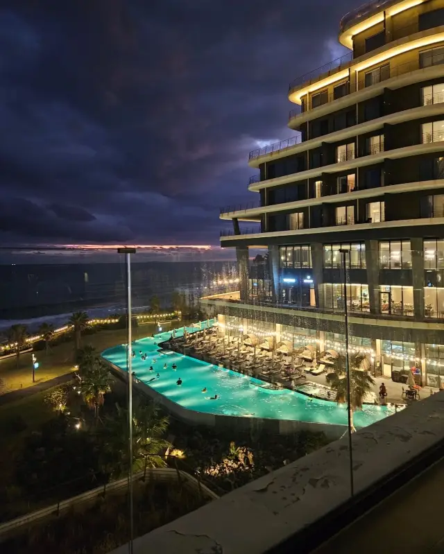 Jeju Island Parnas Hotel: A Luxurious Retreat by the Dreamy Seaside