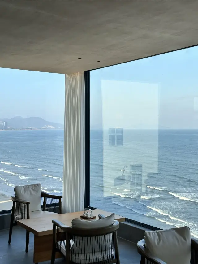 A must-visit hotel! Mediterranean style!