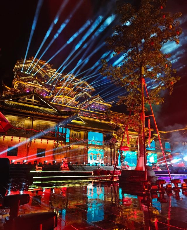 蚩尤九黎城夜景，讓你陶醉的夜世界！
