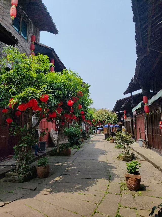 丙安古鎮｜一個被時光遺忘在赤水河畔的古鎮。