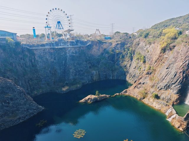 上海｜入住地下深坑酒店體驗非凡